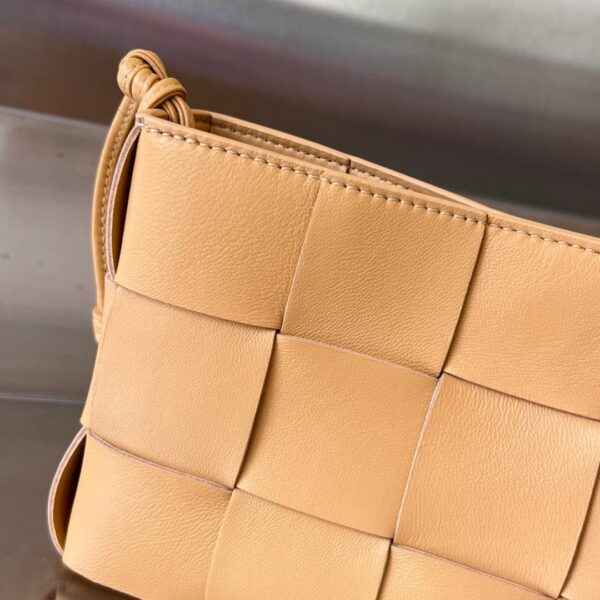 Bottega Veneta BV Cassette Pouch On Strap