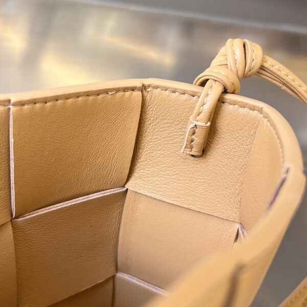 Bottega Veneta BV Cassette Pouch On Strap