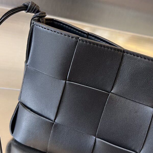 Bottega Veneta BV Cassette Pouch On Strap