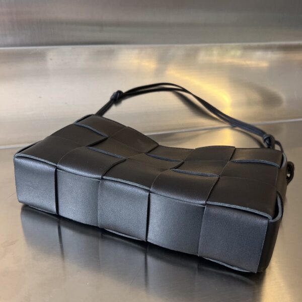 Bottega Veneta BV Cassette Pouch On Strap