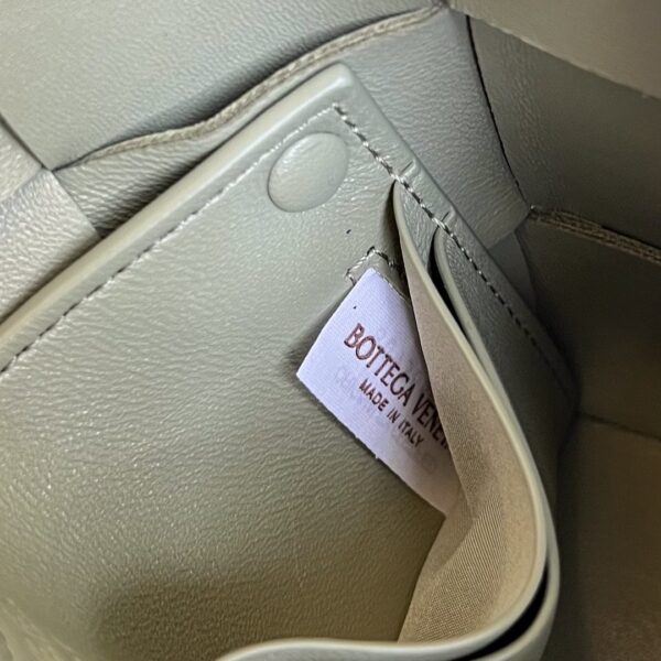 Bottega Veneta BV Cassette Pouch On Strap
