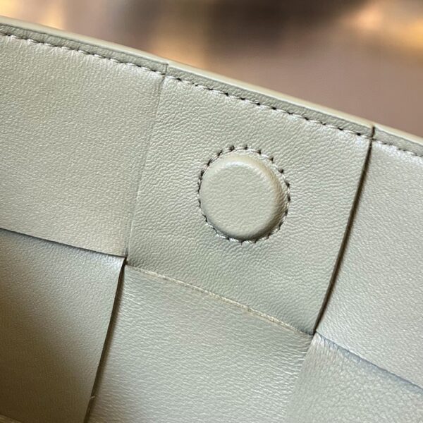 Bottega Veneta BV Cassette Pouch On Strap