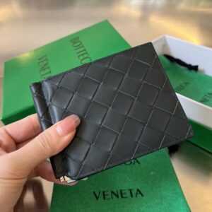 Bottega Veneta BV Intrecciato Bill Clip Wallet