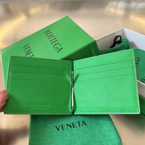 Bottega Veneta BV Intrecciato Bill Clip Wallet
