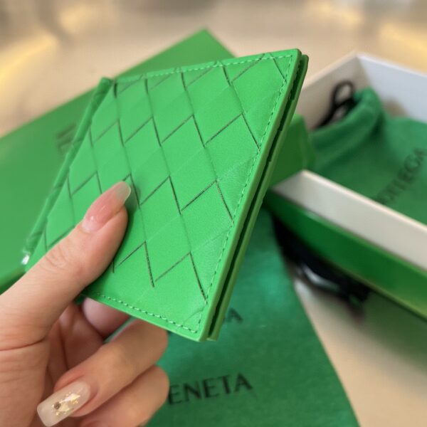 Bottega Veneta BV Intrecciato Bill Clip Wallet