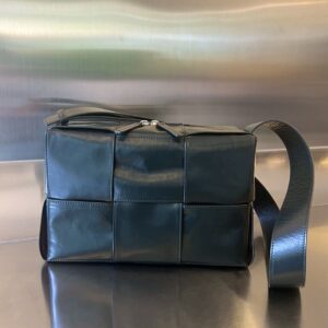 Bottega Veneta BV Arco Camera Bag