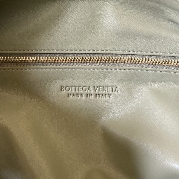 Bottega Veneta Classic Jodie