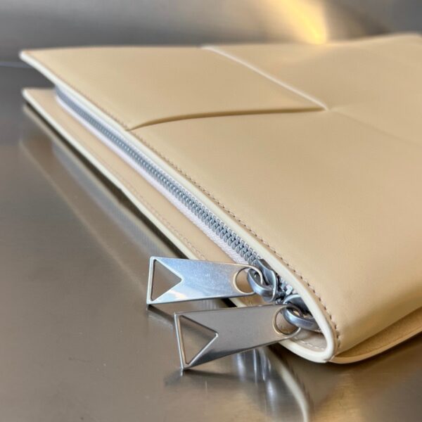 Bottega Veneta BV Arco Document Case