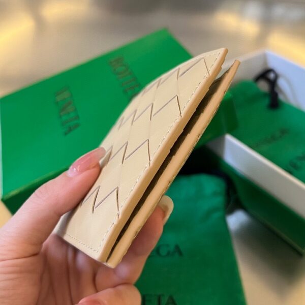 BOTTEGA VENETA BV wallet