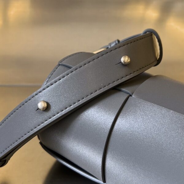 BOTTEGA VENETA BV Small Canette
