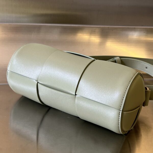 BOTTEGA VENETA BV Small Canette