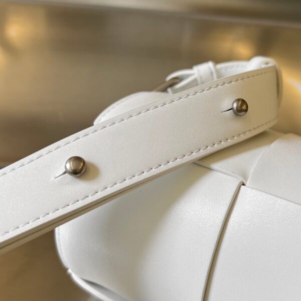 BOTTEGA VENETA BV Small Canette