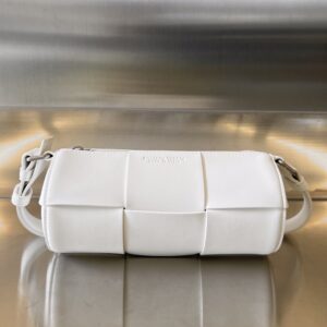 BOTTEGA VENETA BV Small Canette