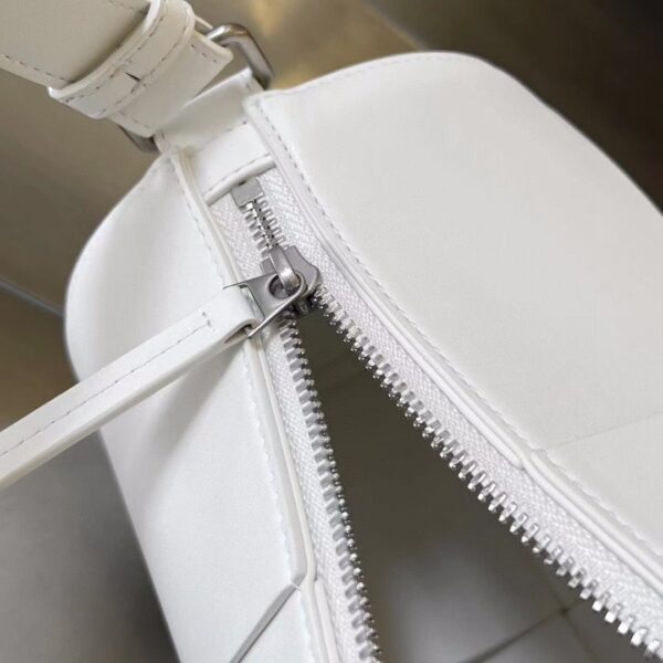 BOTTEGA VENETA BV Medium Canette bag
