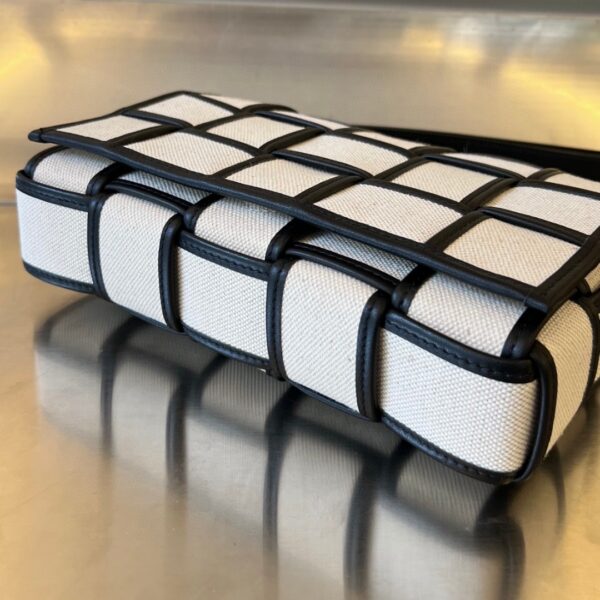 BOTTEGA VENETA BV Cassette