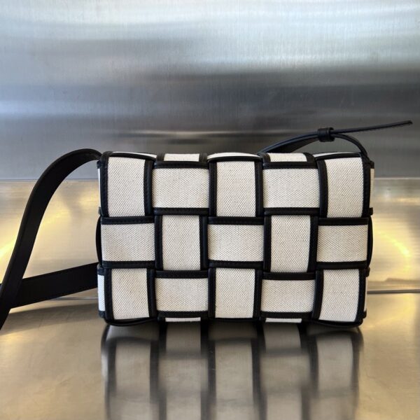 BOTTEGA VENETA BV Cassette