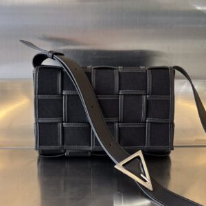 BOTTEGA VENETA BV Cassette