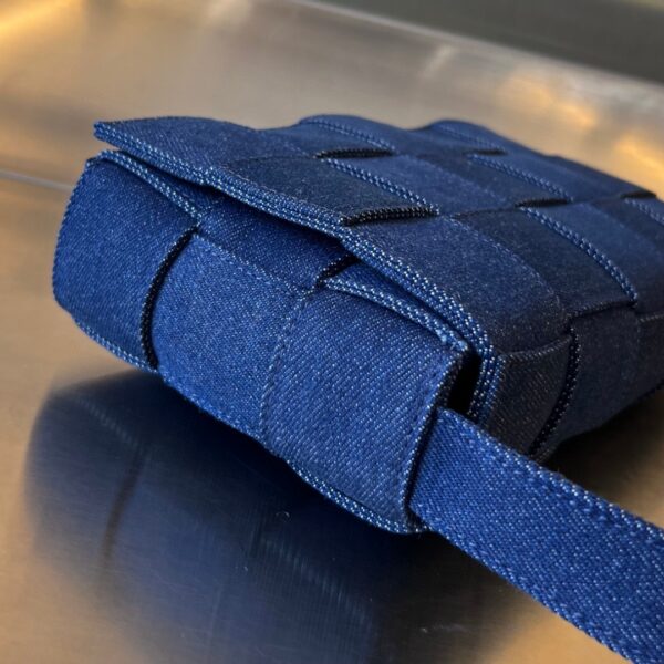 Bottega Veneta BV Cassette
