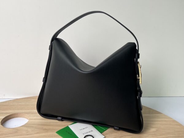 BOTTEGA VENETA Cradle