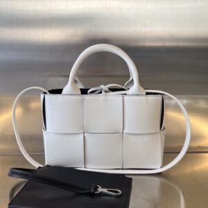 BOTTEGA VENETA BV Candy Arco Tote Bag