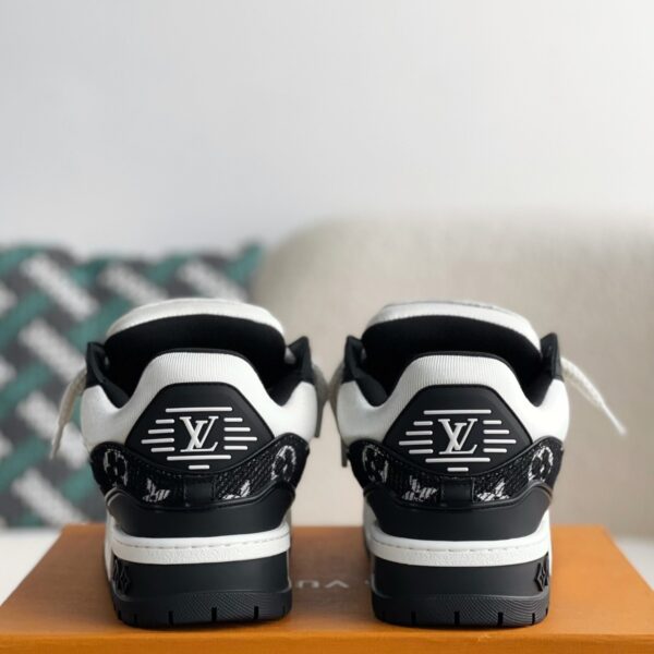 Trainer Maxi White / Black Sneaker