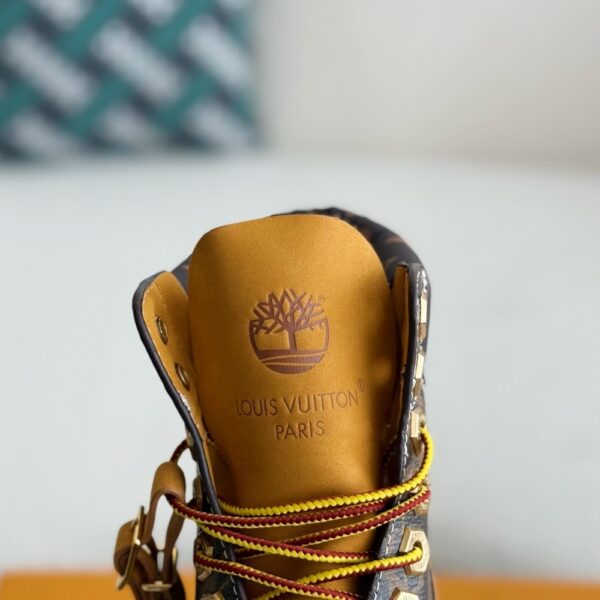 「#2516」Wheat colored letter ankle boots