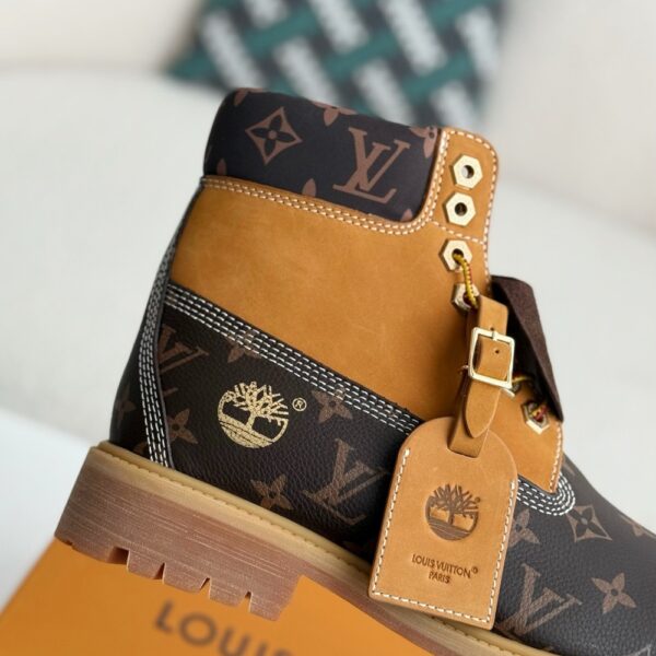 「#2528」Wheat colored letter ankle boots
