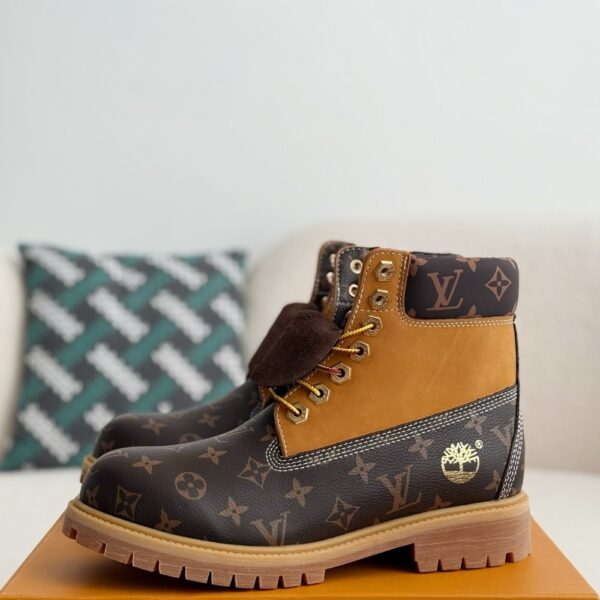 「#2528」Wheat colored letter ankle boots