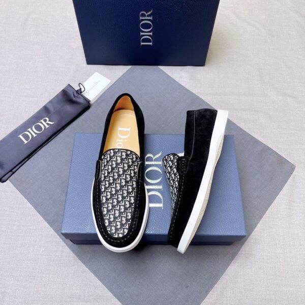 Men's classic loafers