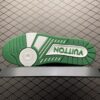 Low-top casual sneakers