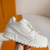 White training long sneakers