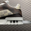 Low-top casual sneakers