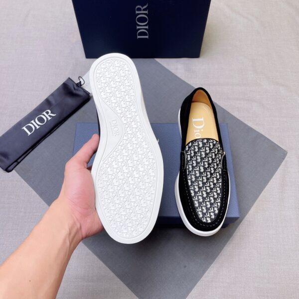 Men's classic loafers