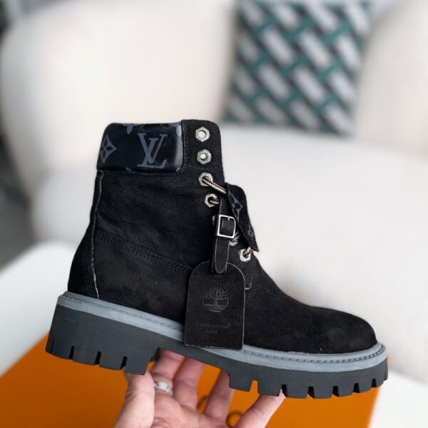 「#2511」Wheat colored letter ankle boots