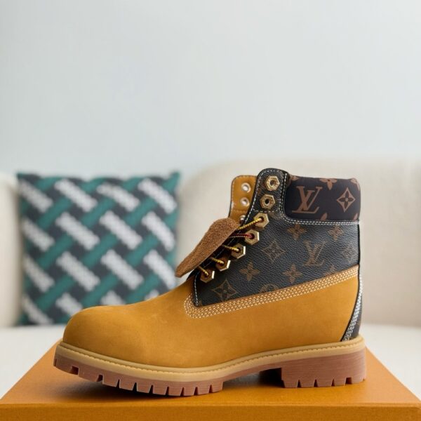 「#2516」Wheat colored letter ankle boots