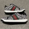 Retro casual sneakers