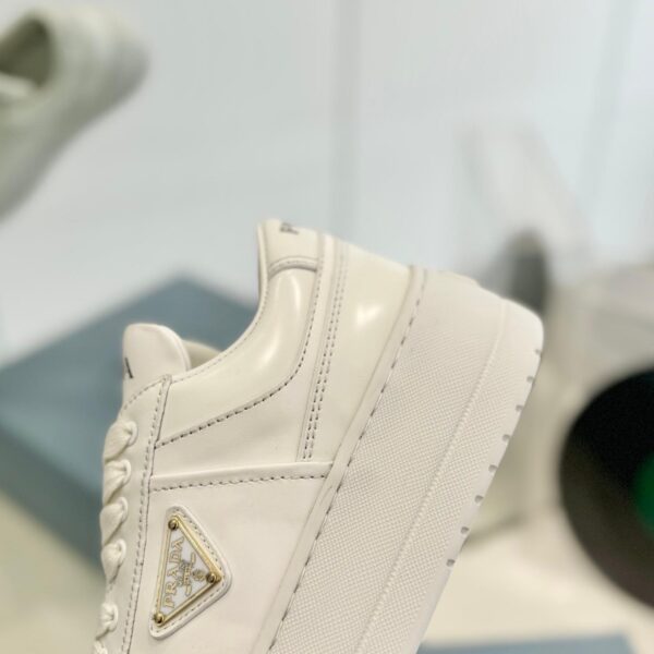White casual platform shoes