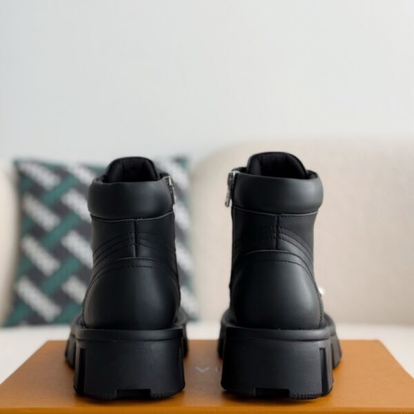 「#2521」Wheat colored letter ankle boots