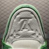 Low-top casual sneakers