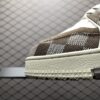 Low-top casual sneakers