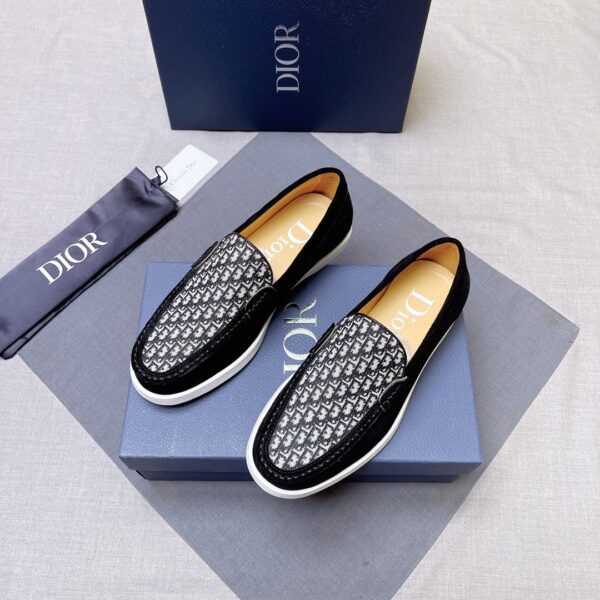 Men's classic loafers