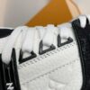 White Black Trainer
