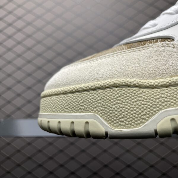 Retro casual sneakers