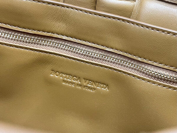 Bottega Veneta Padded Cassette