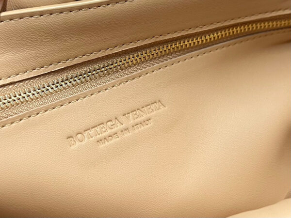 Bottega Veneta Padded Cassette