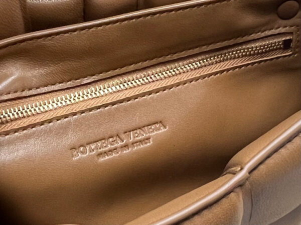 Bottega Veneta Padded Cassette