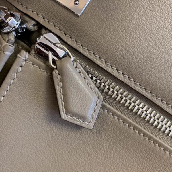 Hermes Kelly 28
