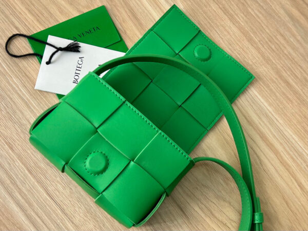 Bottega Veneta Cassette Mini