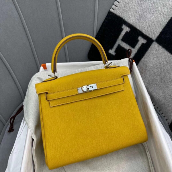 Hermes Kelly 28