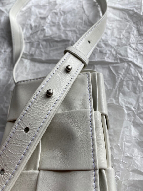 Bottega Veneta Cassette Mini